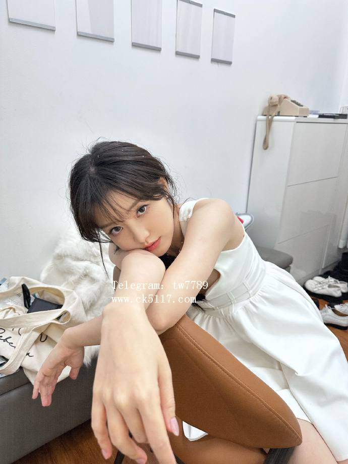 玲兒2.jpg