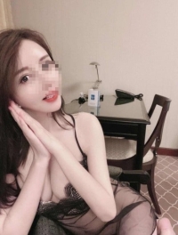 台北性感人妻：冬天 162 E 30歲 很有韻味 高配合度 可口爆  顏射  搭配各式性感裝扮