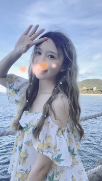 洛洛158/47/B/21歲  長相清秀，鮑魚粉嫩超緊實，蜜汁多多