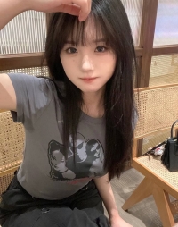 台北大奶學生妹：微甜 160 E 46 20歲 超俏皮的小可愛  超可愛 超爽 小穴超粉嫩