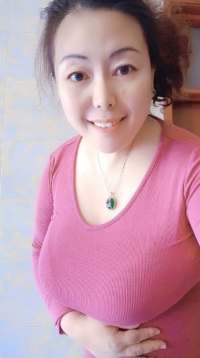 巨乳熟女：麗華 160 F 50 42歲 #平地價骨碎價  配合任何玩法跟姿勢！