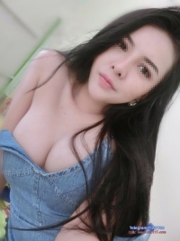 大奶輕熟女外送茶：凝芙 165 E 48 33歲 床上主動敢玩 皮膚白皙粉紅咪咪幹起來很爽