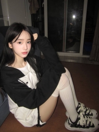 台北幼齒學生妹：小薰 158 C 43 20歲 #清純學生妹 身材苗條 高顏值、經驗少 清純甜美