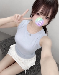 🇯🇵 番號：2745 資訊：158cm・43kg・E・21歲可愛童顏+巨乳