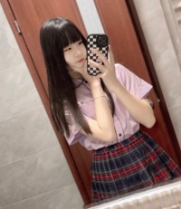 高雄清純學生：小芷 155 B+ 40 19歲 小隻馬學生妹 青清純溫柔骨感首選