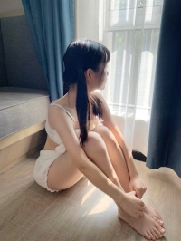 #东京推荐 🍓 純雪 157cm.C.18歲.40kg #誰家幼女初長成！可愛日本嫩妹 讓人想疼又想