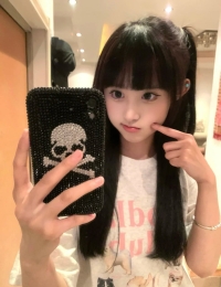 新宿歌舞伎町：小藝（シャオイー）156 44 B 18歲 #清秀漂亮的外貌 純真嬌小甜美女孩