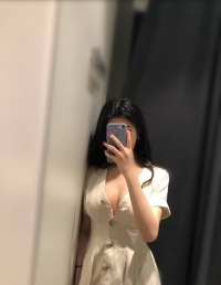 曼兒 162cm 48kg Dcup 31歲  服務很好讓你在床上腿軟