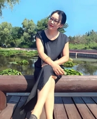 熟女外送茶：小雲 163 D 49 42歲 很淫蕩 很敢玩的姐姐 配合無套吹做 含 舔 口爆 吞精