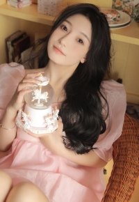 小可 170.C.47.23歲  高挑勻稱氣質美女，外拍模特兼職！腿長、奶大、深藏不漏！床技、