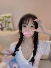 冰冰 160   43    22   B  很可愛  配合度很讚   超讚   上搖功力超強   讓你感受到滿