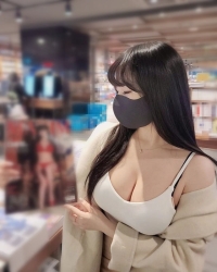 #东京大奶女孩 165.F.23歲.48kg 身材是超級讚的 皮膚白皙 男人的最愛 服務更是溫柔