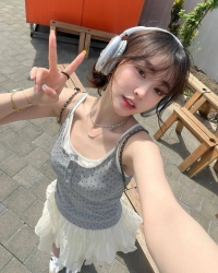 （40000円）優衣 160cm.C.20歲.44kg 學生妹 新兼職 主動 活潑 娃娃音可愛