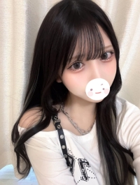 大阪外送茶❤161cm｜42kg｜C cup｜21歲甜美清純的模樣，笑容讓人感到特別親近