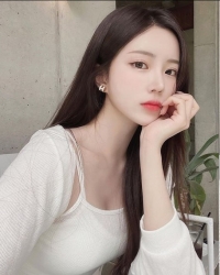 台韓混血美女外約：小微 165 C+ 47 22歲 顏值很高！身材很好很苗條 CP值很高