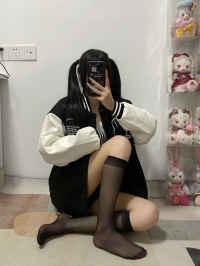 台中嬌小學生妹：小咪 156 B 42 20歲 小隻馬來襲 外貌甜美 可愛 小小一隻很好控制