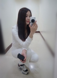 清純學生妹：楠楠 162 C+ 21歲 皮膚白 會撒嬌 很有女友的感 第一次下海