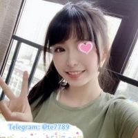 身材很好的淫蕩美乳女生 腰細 前凸後翹