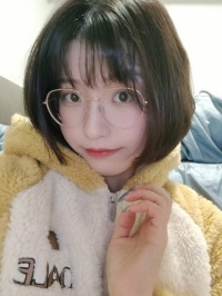 台中外約學生妹：花花 162 C 45 22歲 可愛 青春的肉體 配合度超高 可主動配合各種姿勢