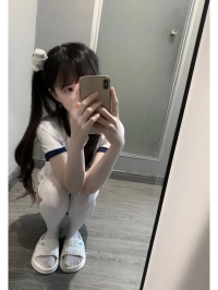 嬌小蘿莉精選：小甜心 151 43 B 18歲 幼齒可愛  69 女上位 LG 深喉 配合度很高