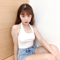丸子 158.C.45.22歲   優質乖巧小隻馬  現役女子大學生