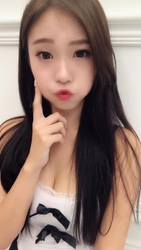 清新小正妹 ：小小 160 C 44 21歲 迷人的小腰勾起你蠢蠢欲動的 無套吹/LG/69/品鮑