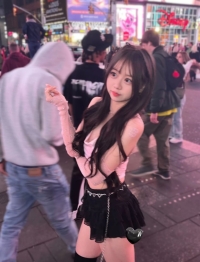 東京日系美少女：米桃 158.45.D.22歲 粉嫩 她散发着迷人的魅力 笑容甜美勾魂 身材苗條